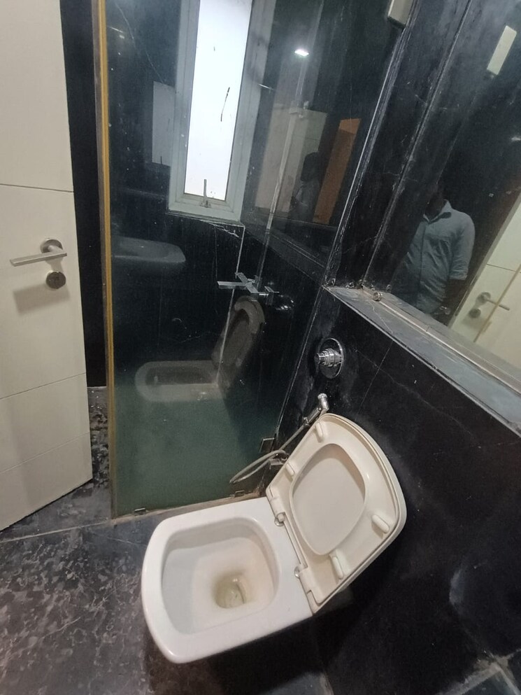 Bathroom, rna-continental 2 Bedroom 730 Sq.Ft. Apartment In Chembur Mumbai 8672780