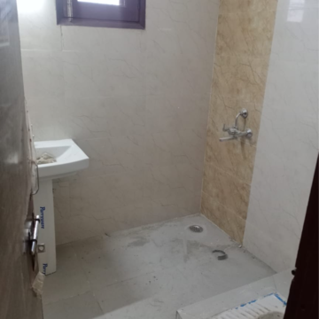 Bathroom in 2 BHK Builder Floor at Vasant Kunj – for Rent