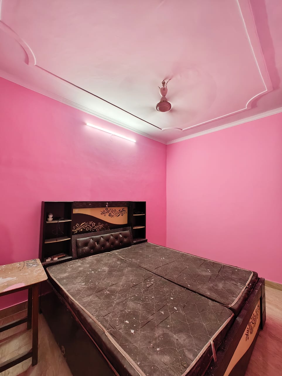 2 BHK Builder Floor For Rent in Govindpuri