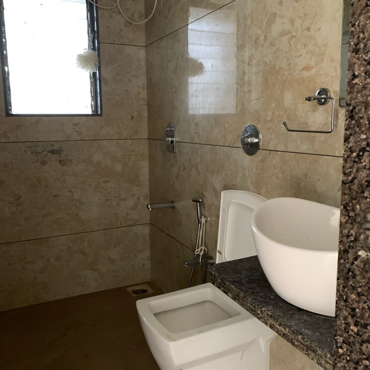 Bathroom, paintora-rajeshwari-chs 2 Bedroom 700 Sq.Ft. Apartment In Saibaba Nagar Mumbai 8672820