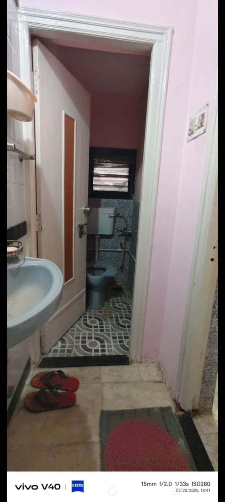 Bathroom, goel-ganga-nebula 1 Bedroom 550 Sq.Ft. Apartment In Viman Nagar Pune 8672840