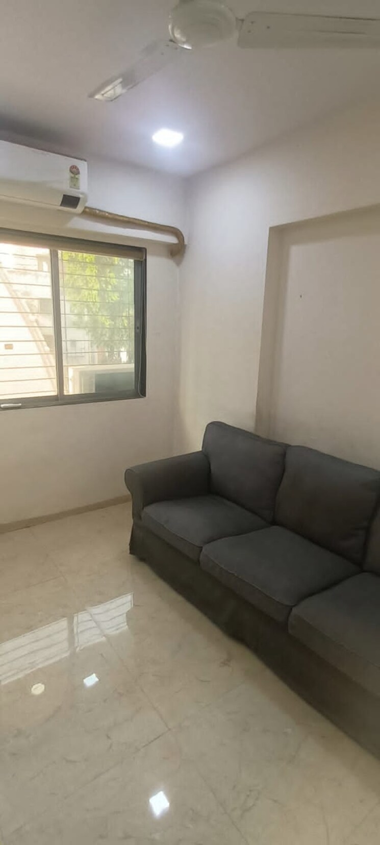 Floor Plan, hill-road-chs Commercial Showroom 400 Sq.Ft. In Bandra West Mumbai 8672842