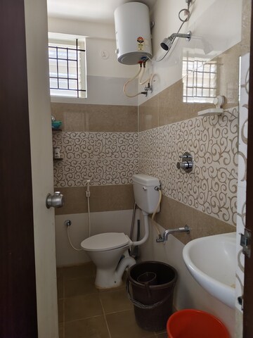 Bathroom in 2 BHK Apartment at Halasuru – for Rent