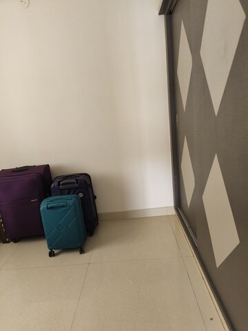 Furnished Amenities in 2 BHK Apartment at Halasuru – for Rent
