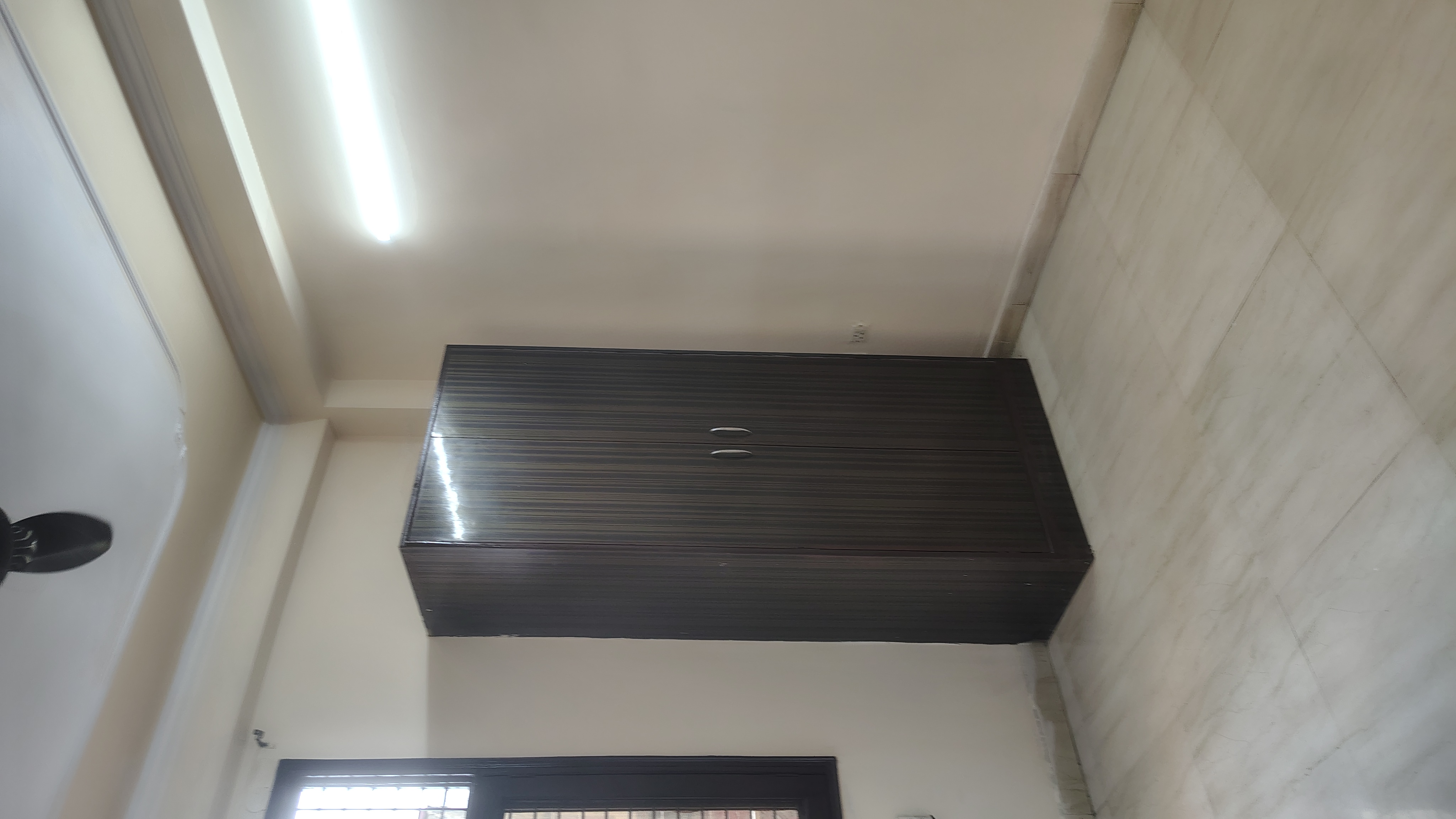 3 BHK + Extra Room 1650 Sq.Ft. Apartment in Metro Suites Glitz