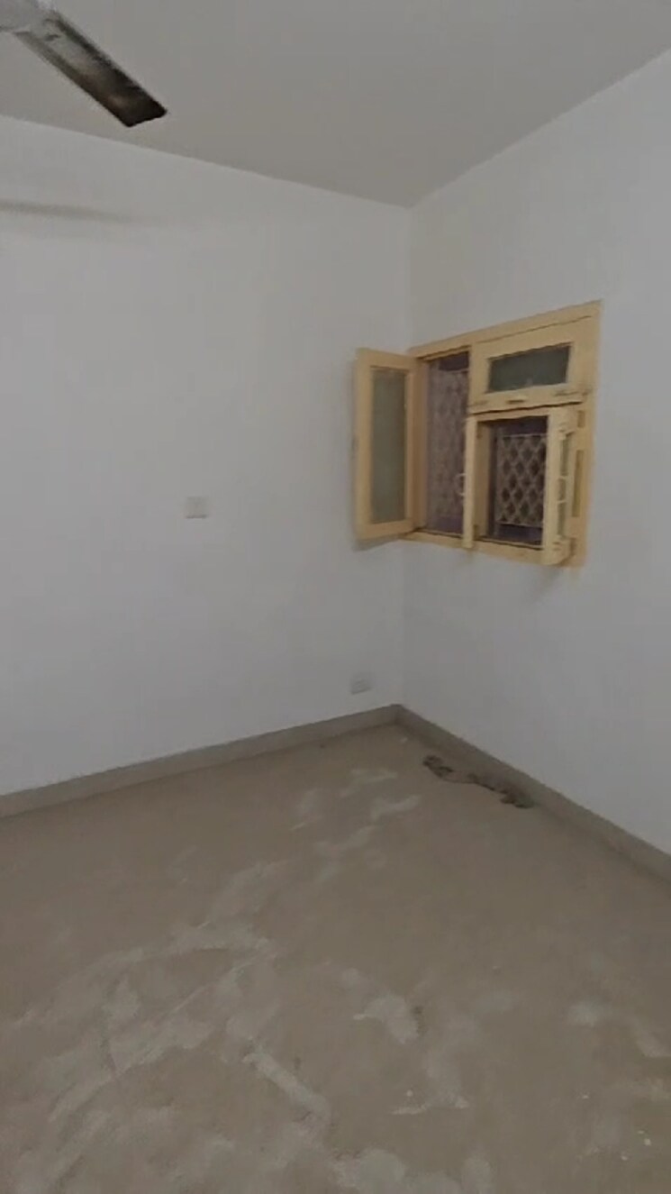 Room, dda-flats-vishal-enclave 1.5 Bedroom 600 Sq.Ft. Apartment In Vishal Enclave Delhi 8672916