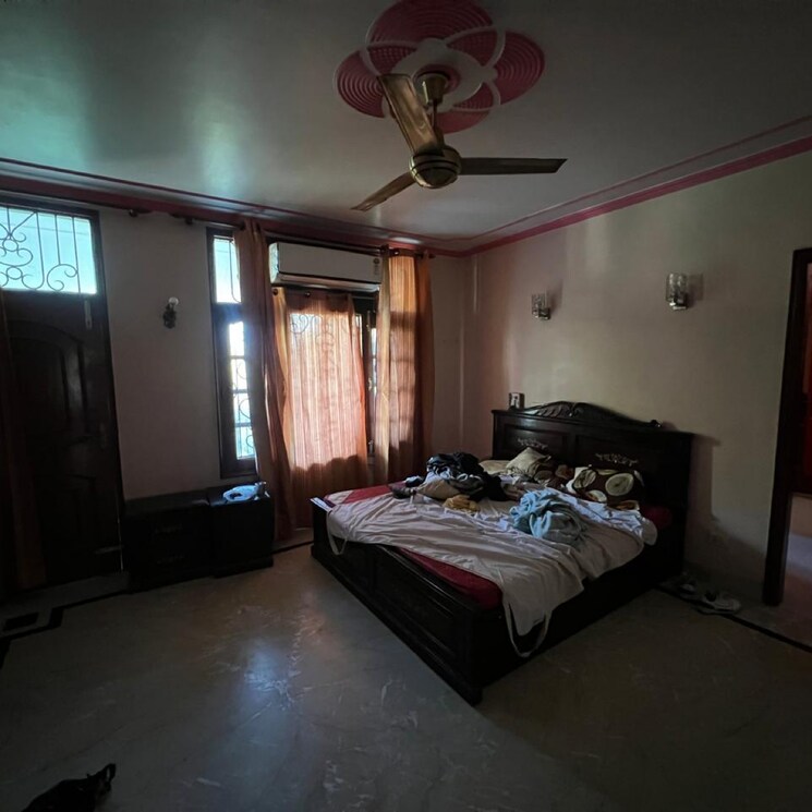 Bedroom, sector 23 4 Bedroom 2700 Sq.Ft. Villa In Sector 23 Gurgaon 8672936