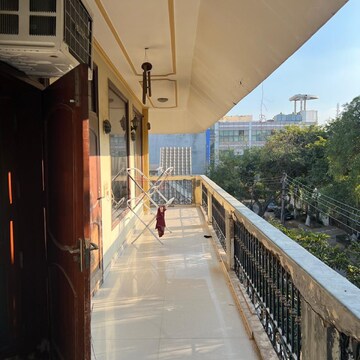 Balcony in 4 BHK Villa at Sector 23 – for Rent