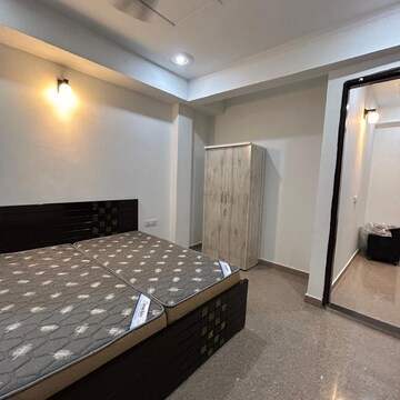 Bedroom in 1.5 BHK Builder Floor at Sector 21 – for Rent