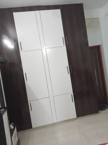 Furnished Amenities in 2 BHK Independent House at Aliganj – for Rent