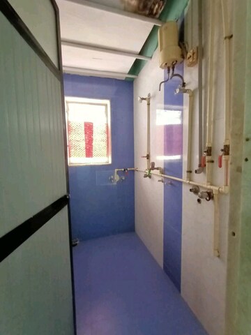 Bathroom in 1 BHK Apartment at Dombivli West – for Rent