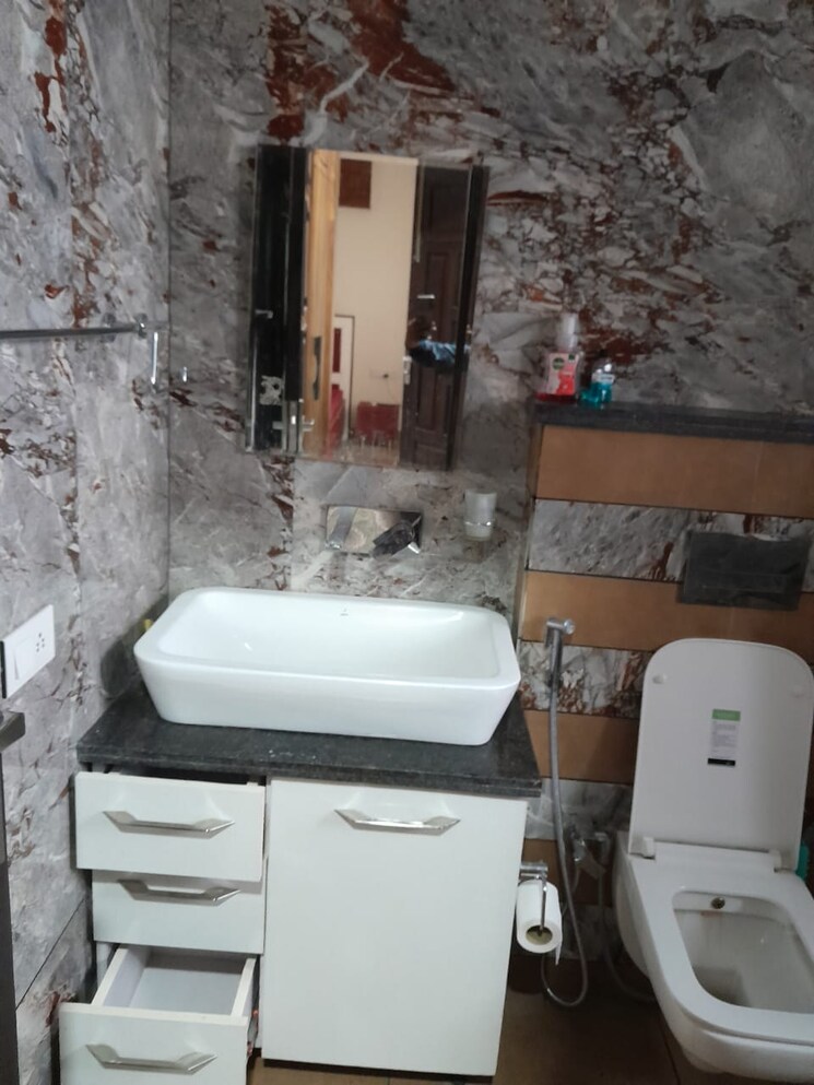 Bathroom, sector 7 2 Bedroom 1890 Sq.Ft. Independent House In Sector 7 Panchkula 8672987