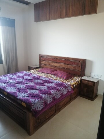 1 RK Independent House For Rent in Sector 7