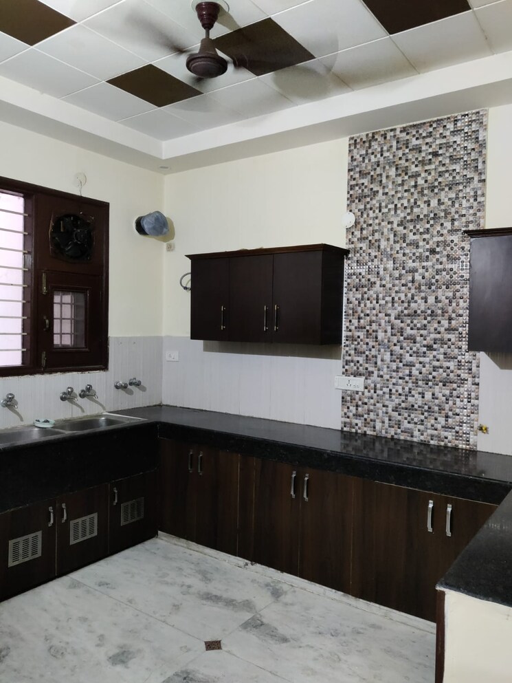 Kitchen, sector 10 3 Bedroom 2400 Sq.Ft. Independent House In Sector 10 Panchkula 8673000