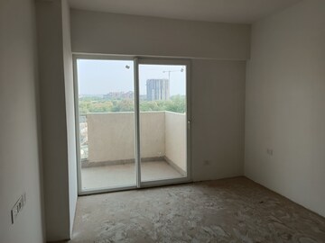 3 BHK Apartment For Sale in Tulip Yellow, Sector 69