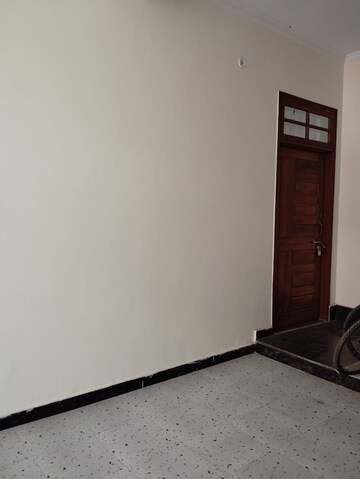 Room in 2 BHK Independent House at Indira Nagar – for Rent