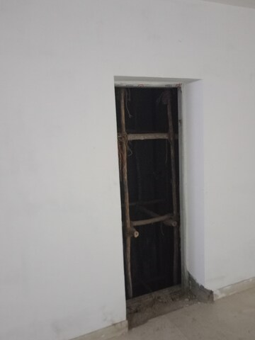 Furnished Amenities in 3 BHK Apartment at Orris Woodview Residencies, Sector 89 – for Sale