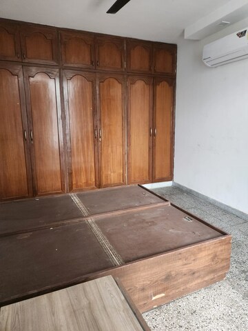 Living Room in 2 BHK Builder Floor at RWA Qutab Enclave, Katwaria Sarai – for Rent