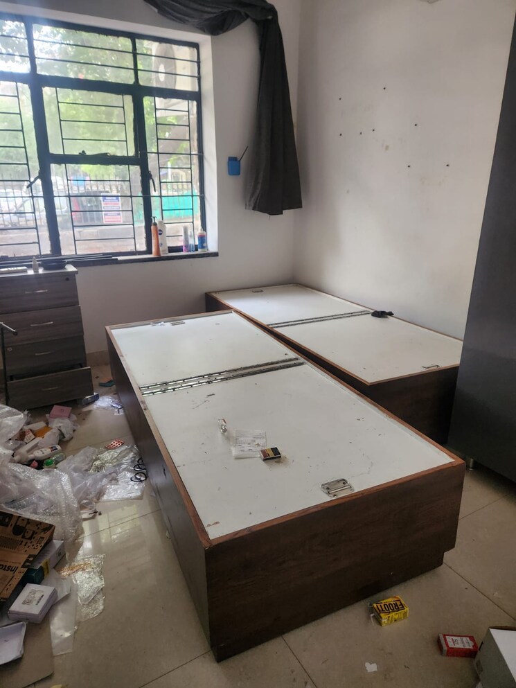 Bedroom, rwa-qutab-enclave 2 Bedroom 8000 Sq.Ft. Apartment In Katwaria Sarai Delhi 8673158