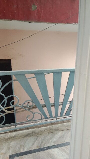 1 BHK Apartment For Rent in RWA Qutab Enclave, Katwaria Sarai