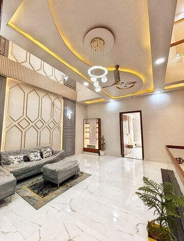 Kitchen in 4 BHK Villa at Gandhi Path – for Sale