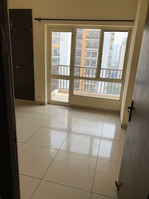 Bathroom in 2 BHK Apartment at Panchsheel Greens, Sector 16 Greater Noida – for Sale