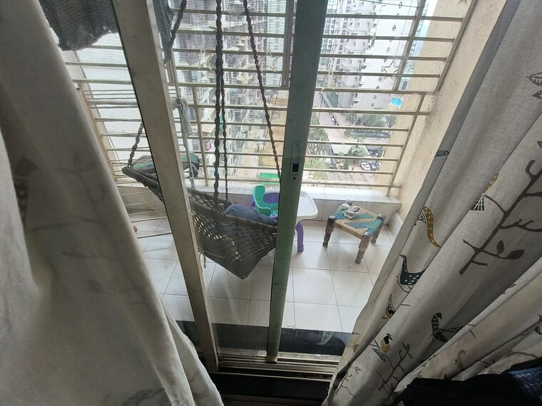 Balcony, paradise-sai-crystals 3 Bedroom 1710 Sq.Ft. Apartment In Kharghar Navi Mumbai 8673358