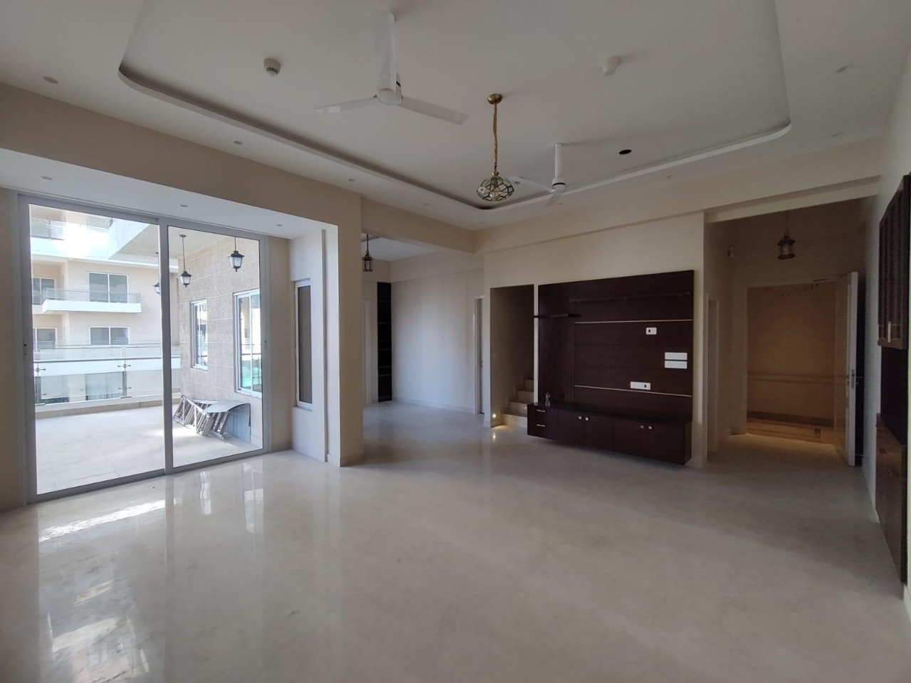 4 BHK + Servant Room Apartment For Rent in Indiabulls Sky Forest