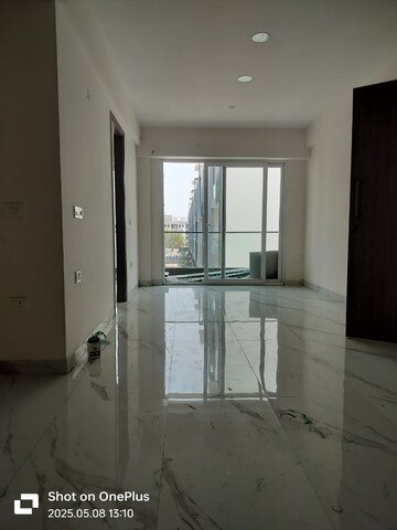 Room in 3.5 BHK Apartment at M3M Soulitude, Sector 89 – for Rent