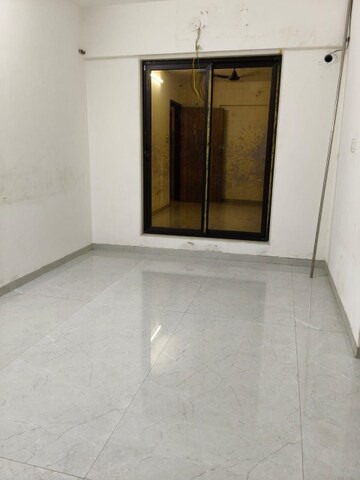 Room in 2 BHK Apartment at New Diamond Palace, Santacruz West – for Rent