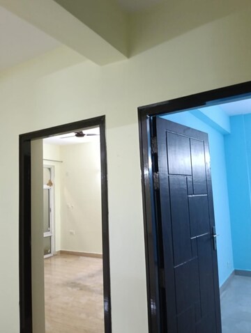  3 BHK Apartment at Hazratganj – for Rent