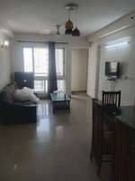 2 BHK + Servant Room 950 Sq.Ft. Apartment in Jaypee Greens Kosmos