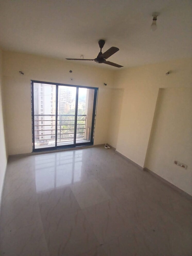 Room, andheri west 2 Bedroom 675 Sq.Ft. Apartment In Andheri West Mumbai 8673642