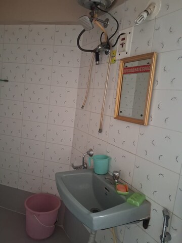 Bathroom in 3 BHK Apartment at Citadel Enclave, Bt Kawade Road – for Rent