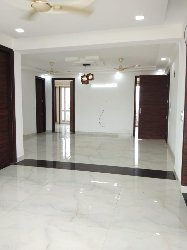 3 BHK + Servant Room Builder Floor For Rent in Super Mart 1