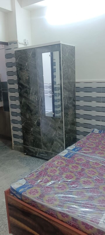1 RK Builder Floor For Rent in Sector 23