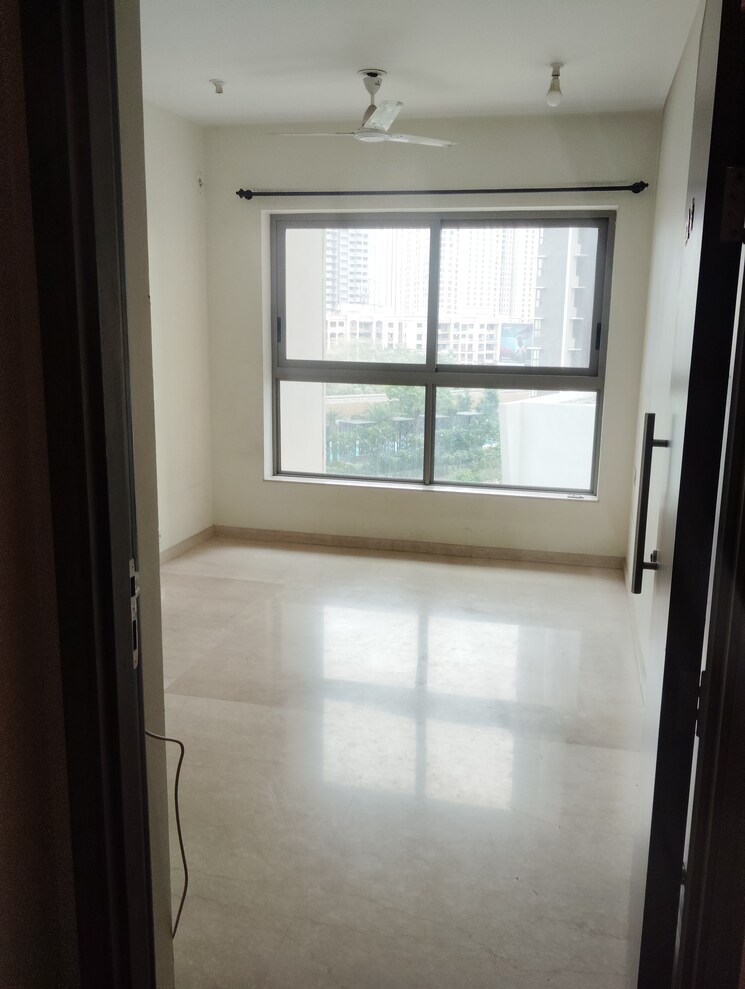 Room, kalpataru-paramount 2 Bedroom 527 Sq.Ft. Apartment In Kapur Bawdi Thane 8673724