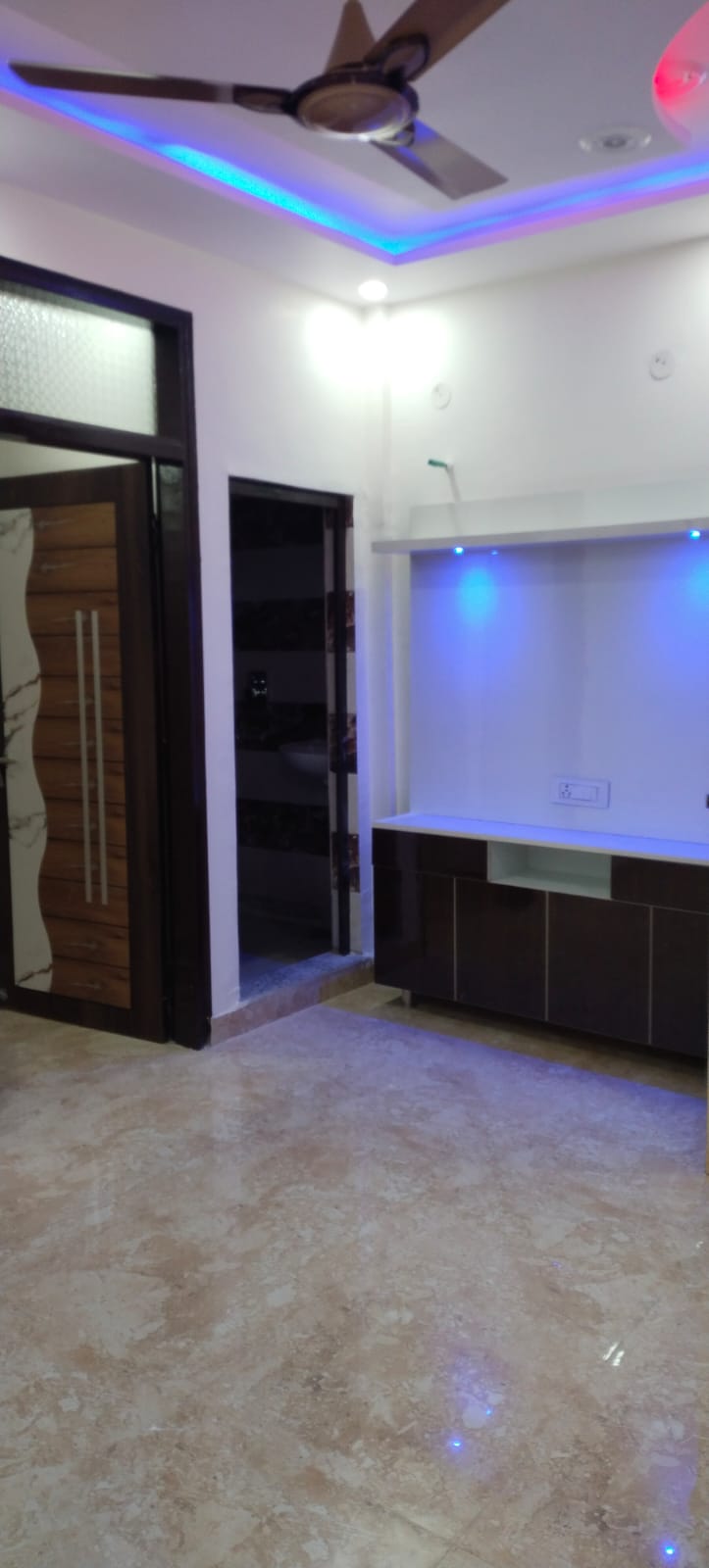 3 BHK Builder Floor For Sale in Shiv Ganga And Uttarakhan