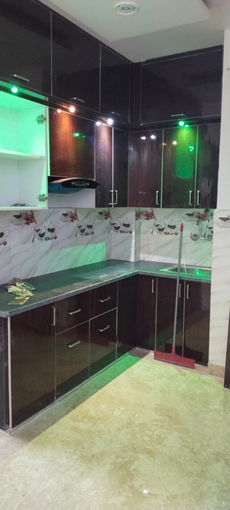 Kitchen, vipin garden 3 Bedroom 900 Sq.Ft. Builder Floor In Vipin Garden Delhi 8673711