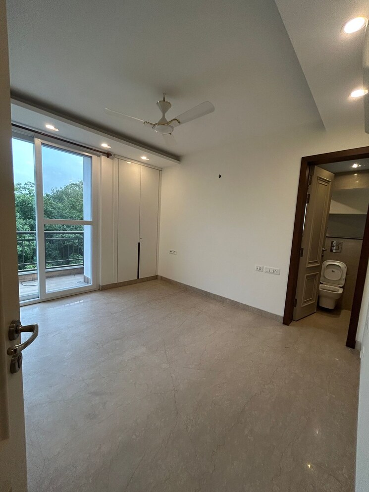 Room, trehan-iris-aavaas 5 Bedroom 2000 Sq.Ft. Apartment In Safdarjung Enclave Delhi 8673762