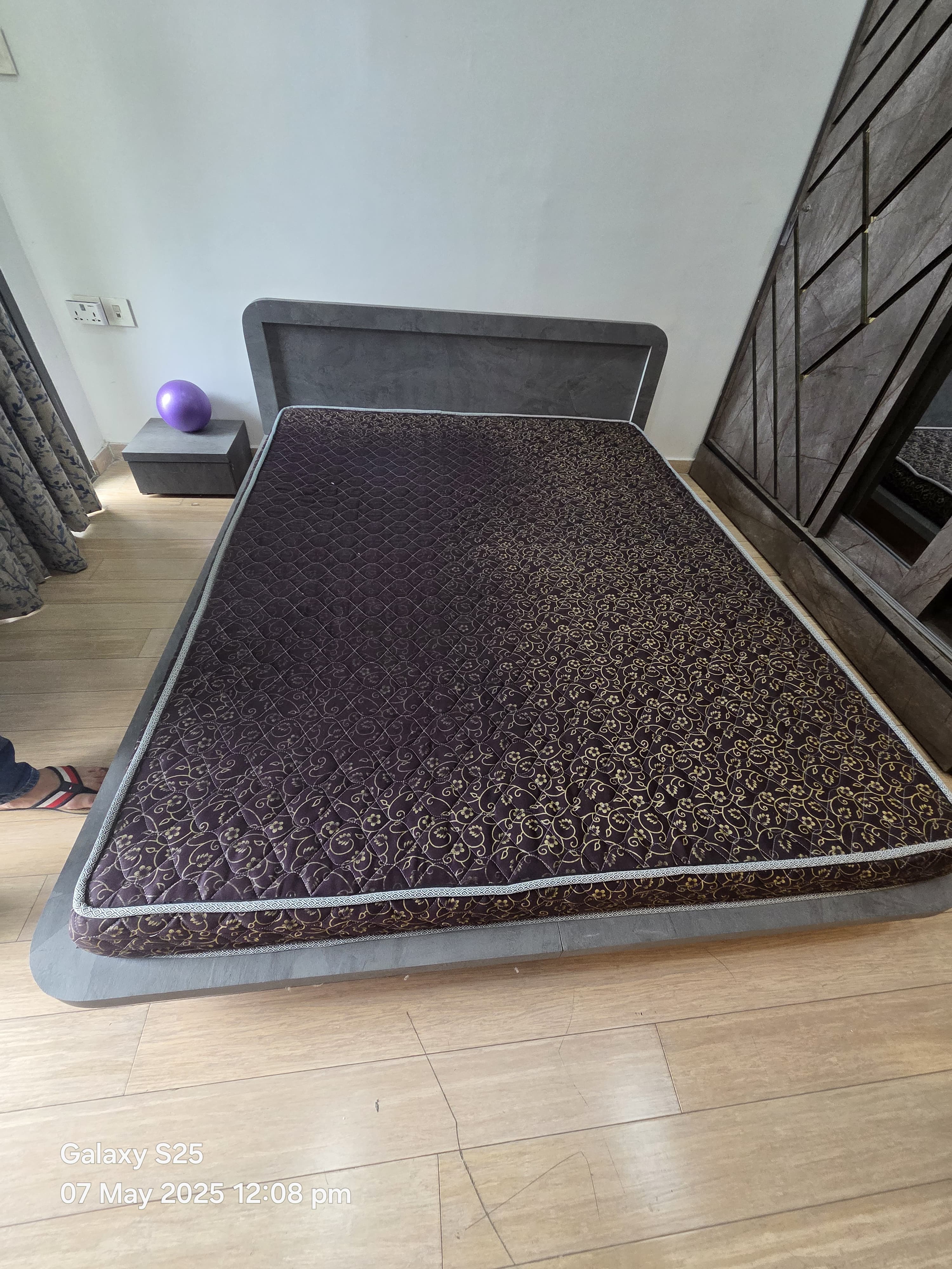 2 BHK Apartment For Rent in Lodha New Cuffe Parade