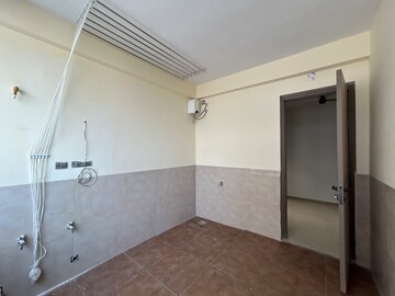 Room in 4 BHK Apartment at Sri Fortune Sonthalia Sky Villas, Kokapet – for Rent