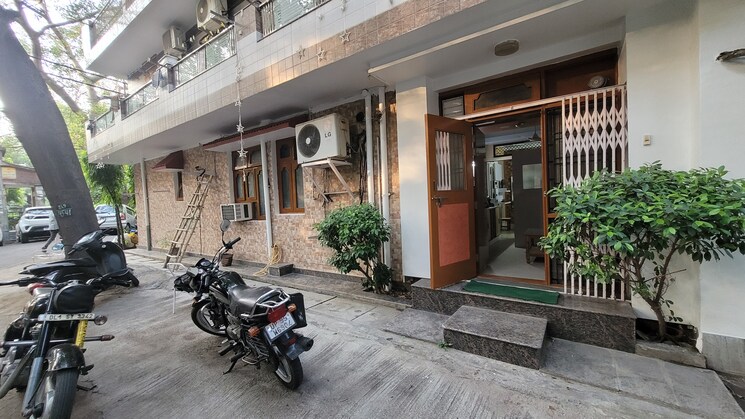  Parking, rwa-gtb-enclave-pocket-d 1 Bedroom 480 Sq.Ft. Apartment In Dilshad Garden Delhi 8673883