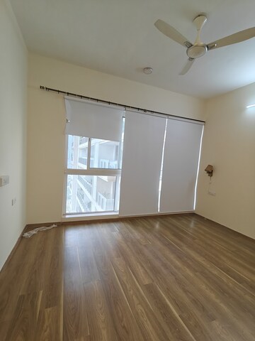 Room in 2 BHK Apartment at Lodha New Cuffe Parade Dioro And Elisium, Wadala – for Rent