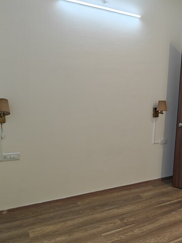 Room in 2 BHK Apartment at Lodha New Cuffe Parade Dioro And Elisium, Wadala – for Rent