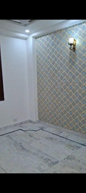 Room in 3 BHK Builder Floor at Malviya Nagar – for Sale