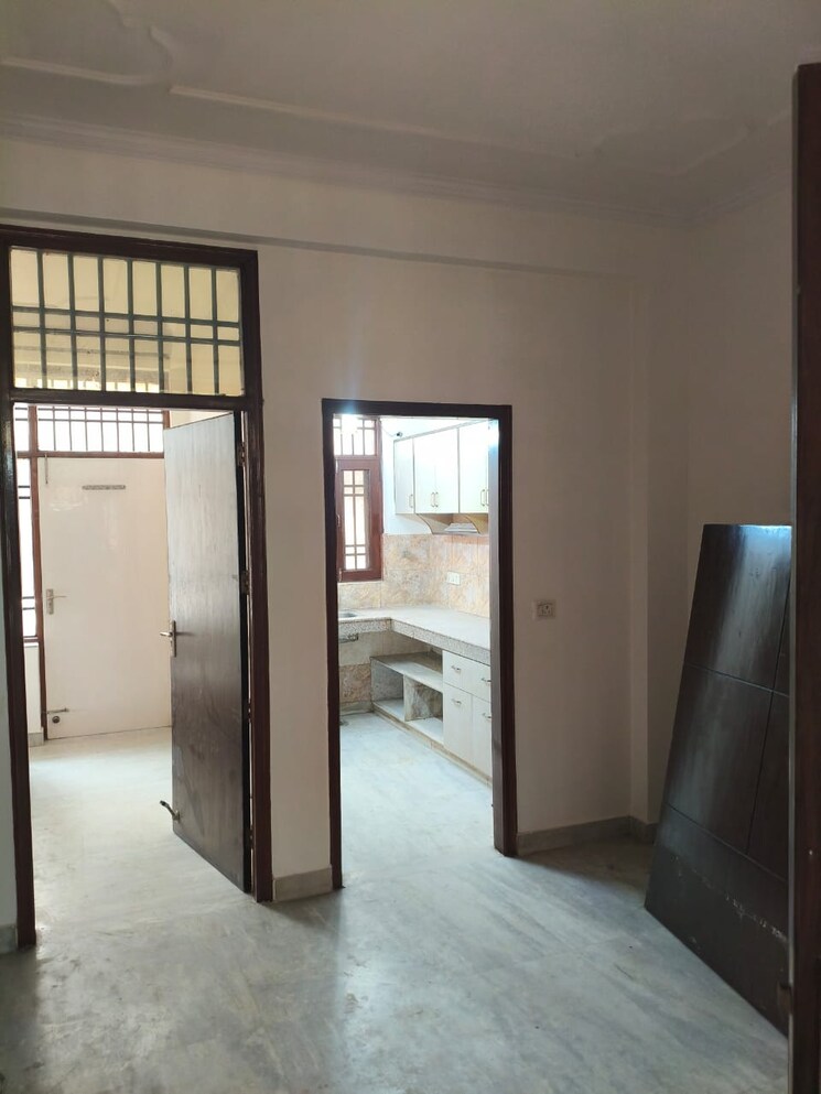 Room, sector 23a 2 Bedroom 160 Sq.Yd. Builder Floor In Sector 23a Gurgaon 8673908