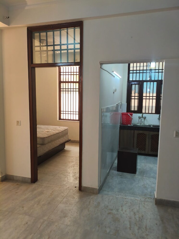 Kitchen, sector 23a 2 Bedroom 160 Sq.Yd. Builder Floor In Sector 23a Gurgaon 8673908