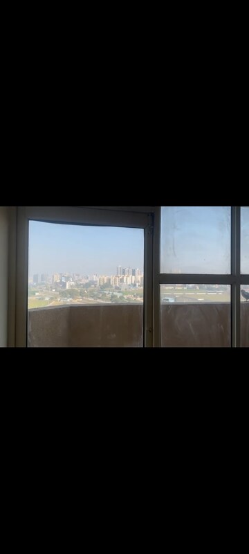 2 BHK Apartment For Rent in Pyramid Urban Homes 2, Sector 86