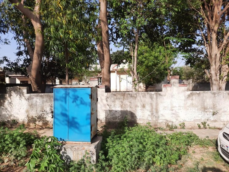 Balcony, sector 2 greater noida  162 Sq.Mt. Plot In Sector 2 Greater Noida Greater Noida 8673918